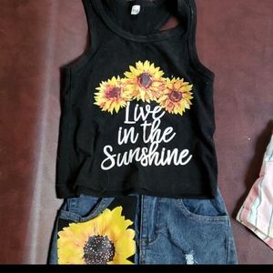 Sunflower summer outfit